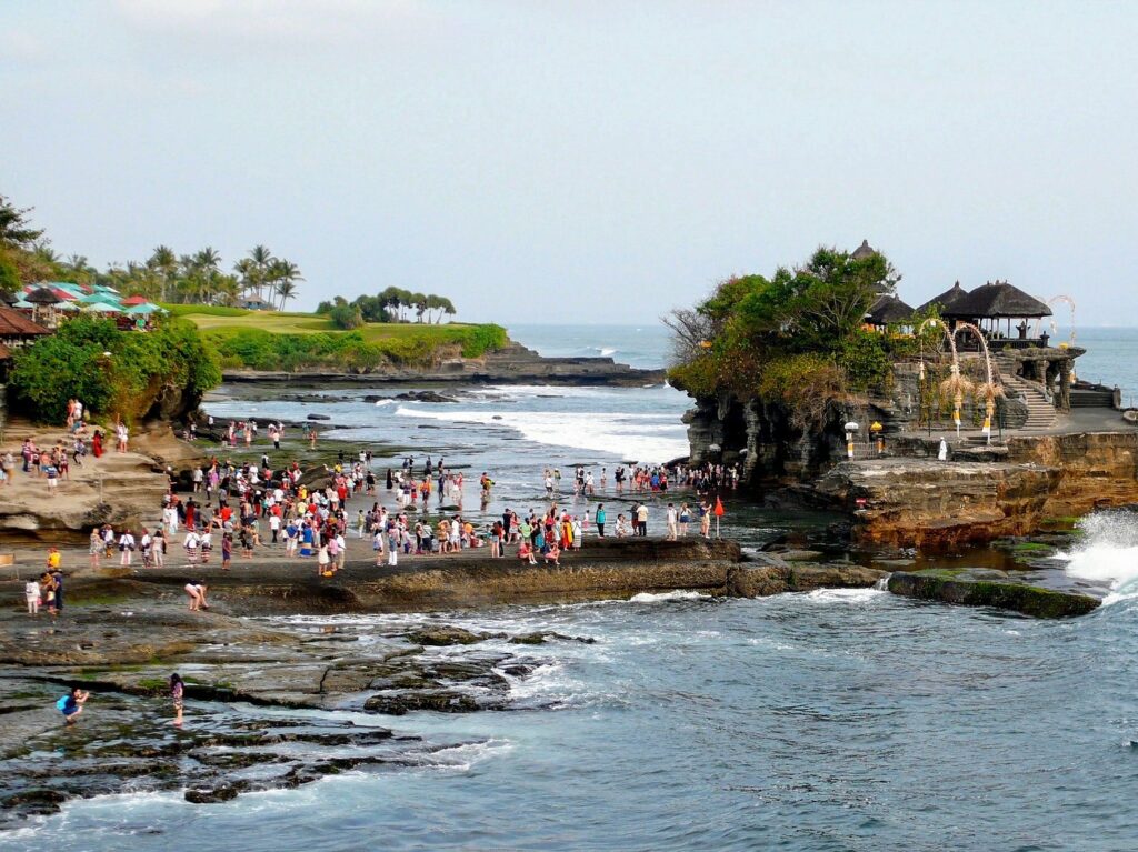 Unveiling Tanah Lot: Bali’s Enchanting Sea Temple